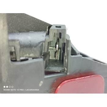 Recambio de luz central de freno para dacia dokker essential referencia OEM IAM 8200690117  