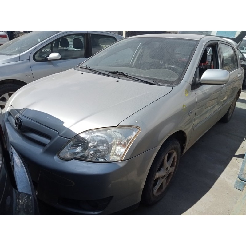 toyota corolla (e12) del año 2005