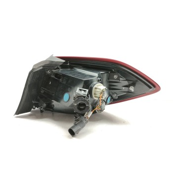 Recambio de piloto trasero izquierdo para ford fiesta (ce1) trend referencia OEM IAM H1BB13405AJ  