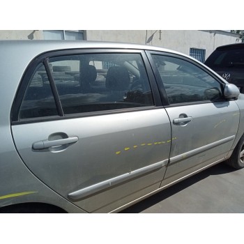 toyota corolla (e12) del año 2005