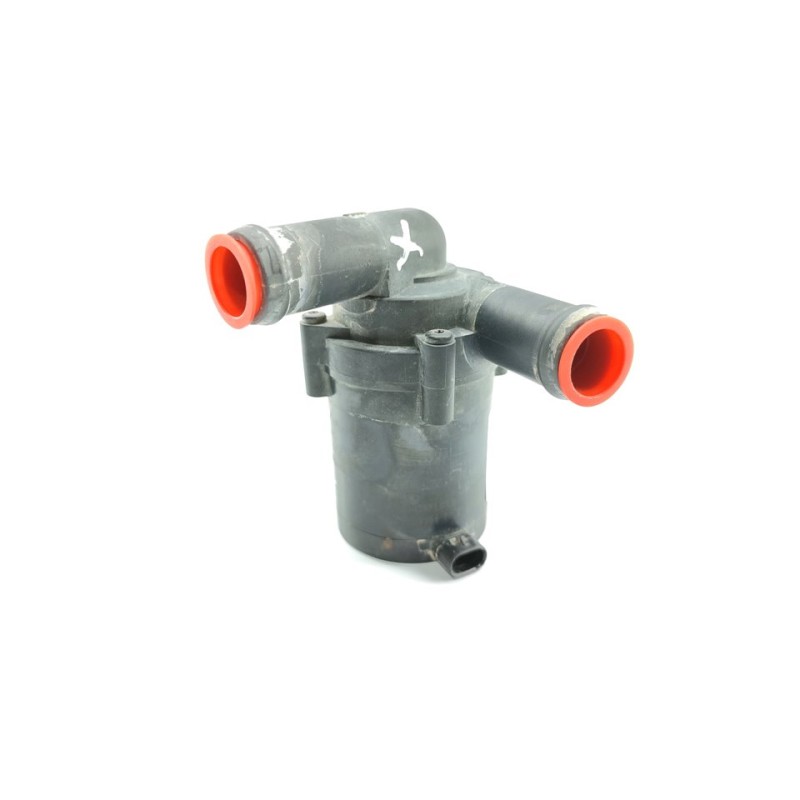 Recambio de bomba agua para land rover range rover sport v6 td hse referencia OEM IAM 702671030  