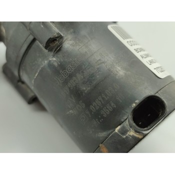 Recambio de bomba agua para land rover range rover sport v6 td hse referencia OEM IAM 702671030  