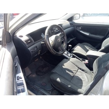 toyota corolla (e12) del año 2005