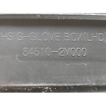 Recambio de guantera para hyundai veloster sport referencia OEM IAM 845102V000  