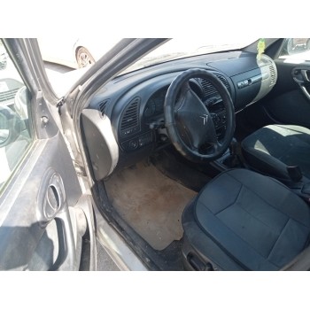 citroën xsara berlina del año 2001