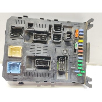 Recambio de caja reles / fusibles para citroën c4 berlina lx referencia OEM IAM 9661940480  