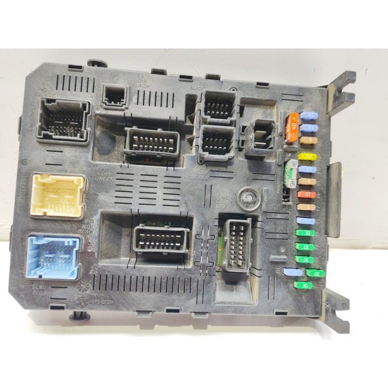 Recambio de caja reles / fusibles para citroën c4 berlina lx referencia OEM IAM 9661940480  