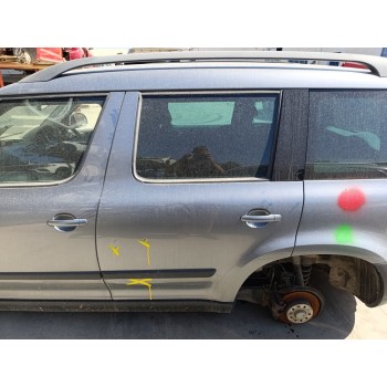 Recambio de puerta trasera izquierda para skoda yeti active referencia OEM IAM 5L0833055  