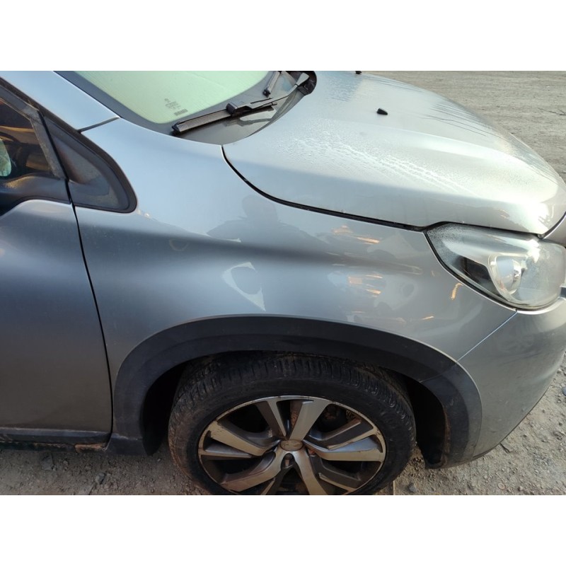 Recambio de aleta delantera derecha para peugeot 2008 (--.2013) allure referencia OEM IAM 9818615480  