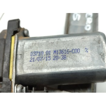 Recambio de elevalunas delantero derecho para dacia sandero laureate referencia OEM IAM 807209299R  