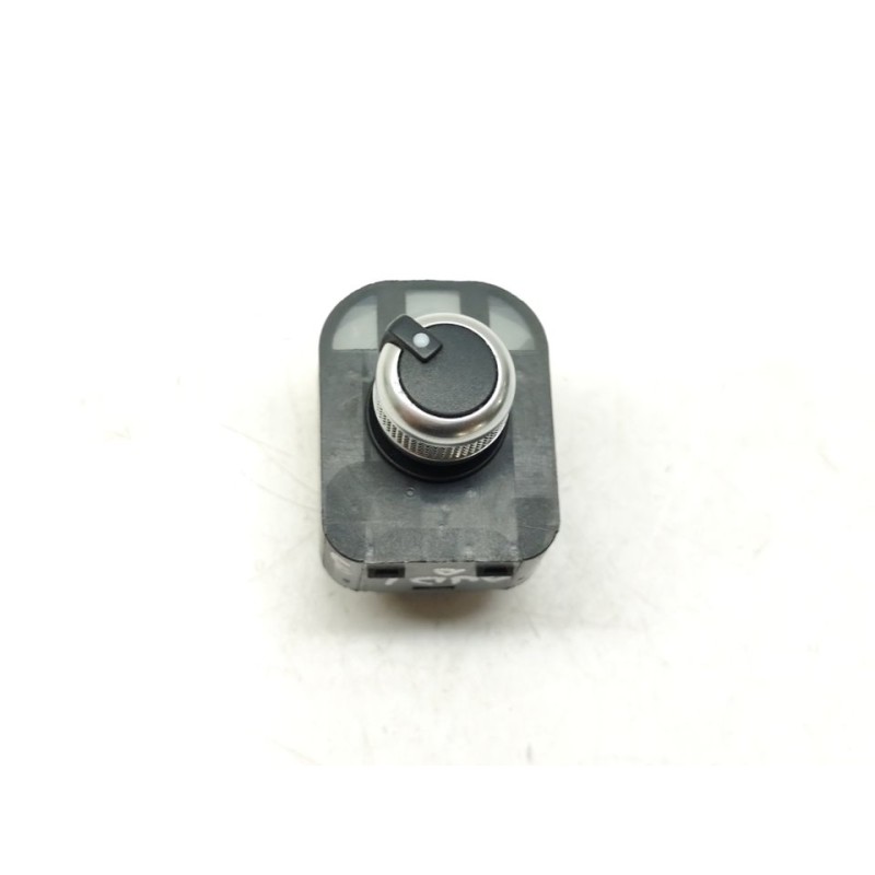 Recambio de mando retrovisor para audi a3 sportback (8va) ambition referencia OEM IAM 8V0959565C  