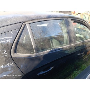 Recambio de puerta trasera derecha para opel corsa f edition referencia OEM IAM 9837705980  