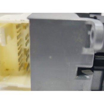 Recambio de mando elevalunas delantero izquierdo para toyota yaris active referencia OEM IAM 8482002320  