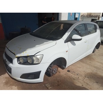 chevrolet aveo berlina hatchback del año 2013