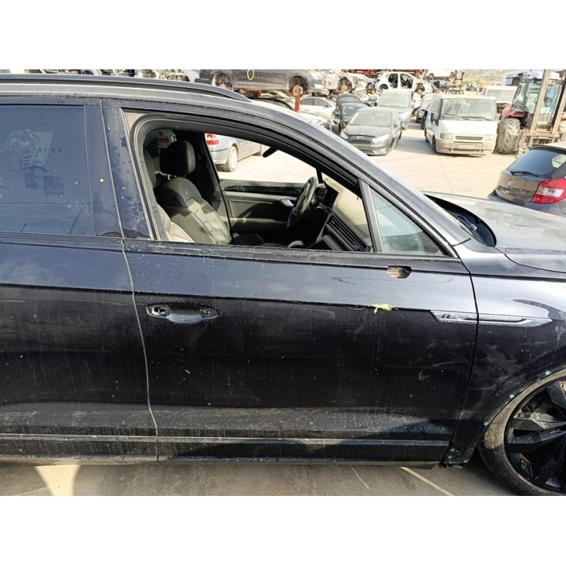 Recambio de puerta delantera derecha para volkswagen touareg r-line 4motion referencia OEM IAM 760831052B  