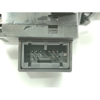 Recambio de mando limpia para land rover discovery v6 td hse referencia OEM IAM XPE500070PVJ  