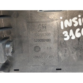 Recambio de caja reles / fusibles para opel insignia berlina cosmo referencia OEM IAM 13255300  