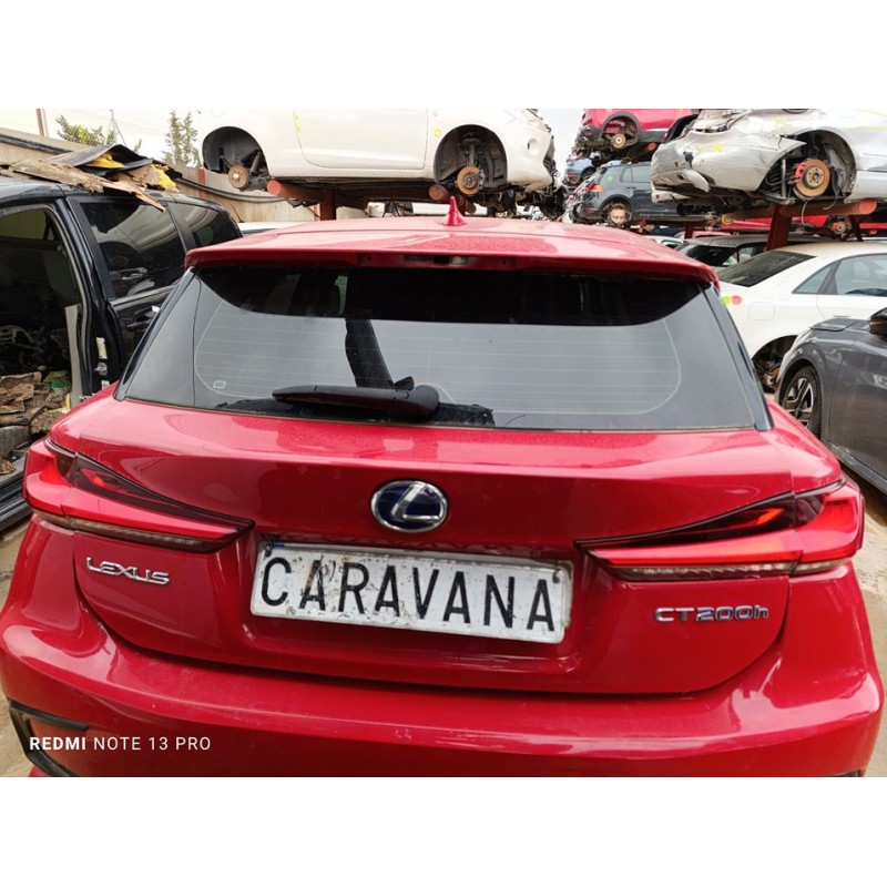 Recambio de porton trasero para lexus ct 200h referencia OEM IAM 6700576010  