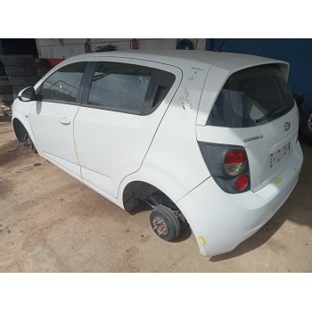 chevrolet aveo berlina hatchback del año 2013