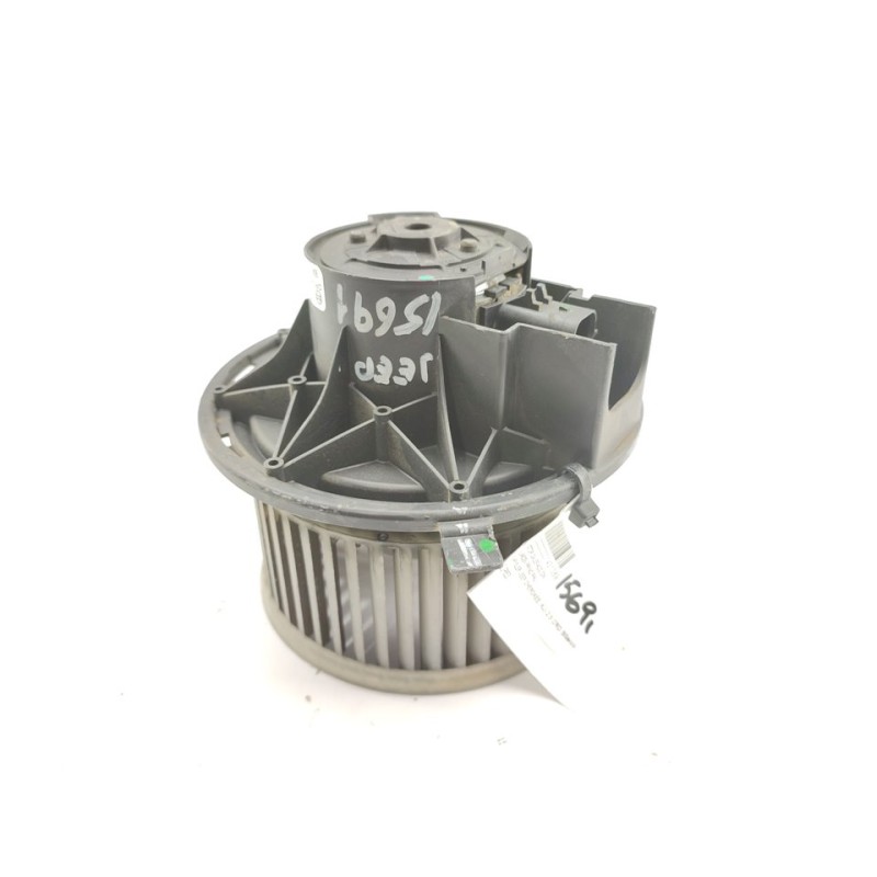 Recambio de motor calefaccion para chrysler jeep cherokee (kj) 2.5 crd básico referencia OEM IAM DLP653  