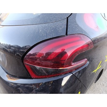 Recambio de piloto trasero derecho para peugeot 208 allure referencia OEM IAM 9825601180  