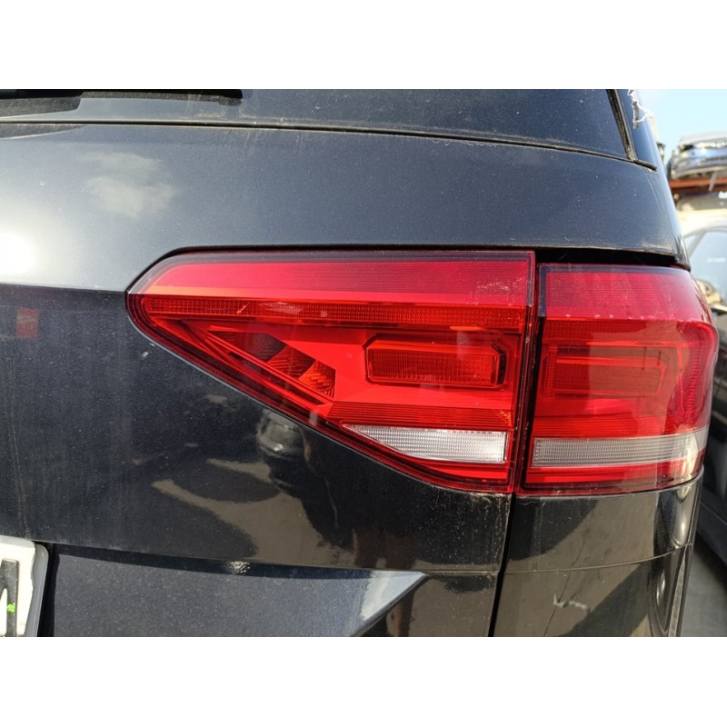 Recambio de piloto trasero derecho interior para volkswagen touran (5t1) life referencia OEM IAM 5TA945094D  