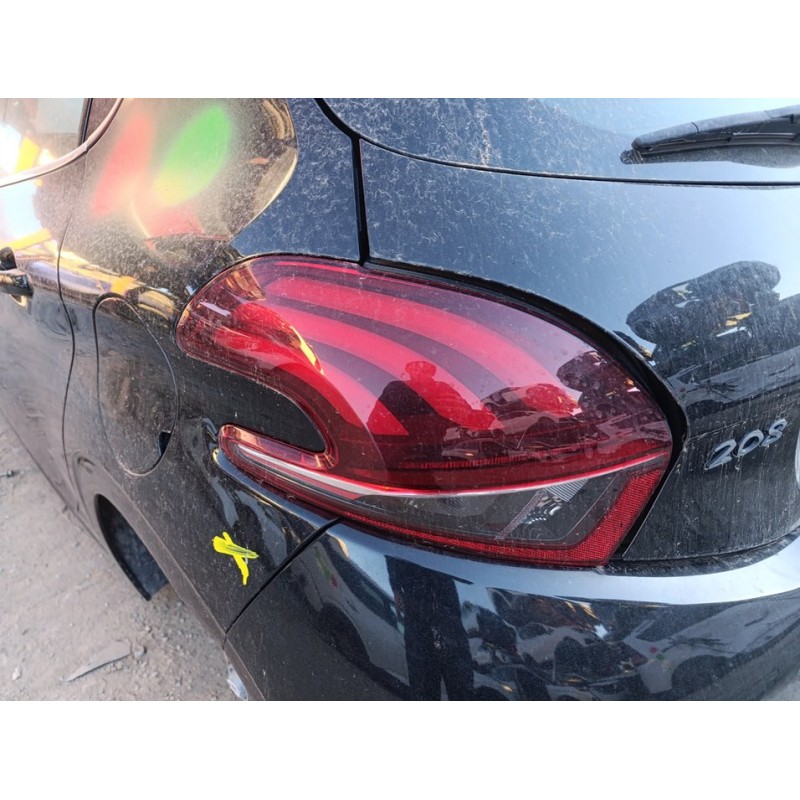 Recambio de piloto trasero izquierdo para peugeot 208 allure referencia OEM IAM 9825601280  