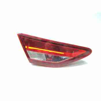 PILOTO TRASERO IZQUIERDO INTERIOR 5F0945093D / 5F0945093L 