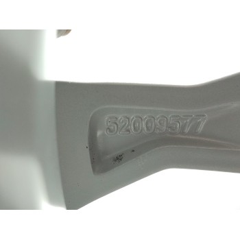 Recambio de llanta para fiat nuova 500 (150) lounge referencia OEM IAM 52009577  