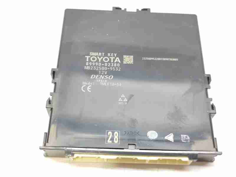 Recambio de modulo electronico para toyota auris hybrid active business plus referencia OEM IAM 8999002380  