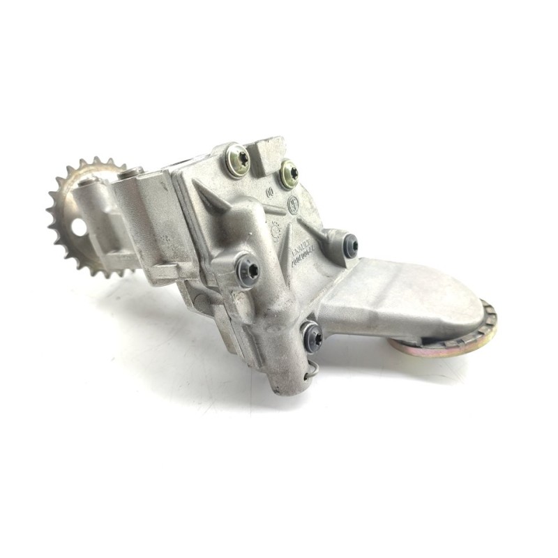 Recambio de bomba aceite para renault scenic ii i- music referencia OEM IAM 8200400644  