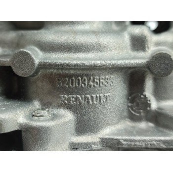 Recambio de bomba aceite para renault trafic caja cerrada (ab 4.01) doble cabina l1h1 2,7t referencia OEM IAM 8200345633  