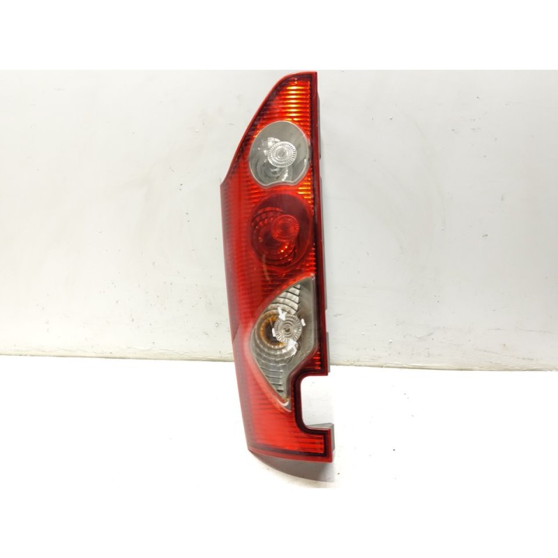 Recambio de piloto trasero derecho para renault kangoo authentique referencia OEM IAM 8200419952  