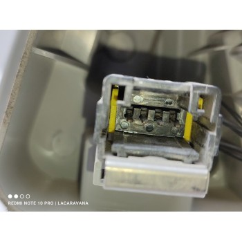 Recambio de piloto trasero izquierdo interior para peugeot 308 sw access referencia OEM IAM 9678098080  