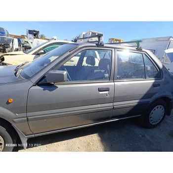 nissan sunny berlina (n13) del año 1991