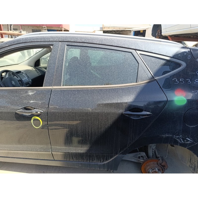 Recambio de puerta trasera izquierda para hyundai ix35 style 2wd referencia OEM IAM 770032Y001  