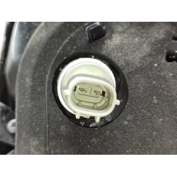 Recambio de piloto trasero izquierdo interior para toyota c-hr hybrid active referencia OEM IAM 81590F4010  