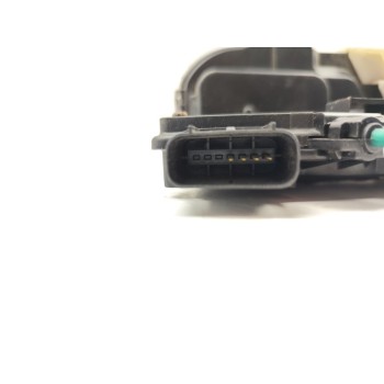 Recambio de cerradura puerta delantera derecha para kia sorento drive 2wd referencia OEM IAM 813202P020  