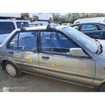 nissan sunny berlina (n13) del año 1991