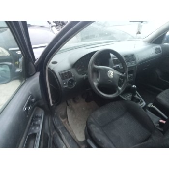 volkswagen golf iv berlina (1j1) del año 2001