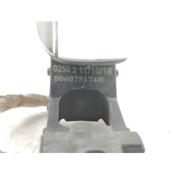 Recambio de maneta exterior delantera izquierda para renault megane iv berlina 5p intens referencia OEM IAM 806077319R  