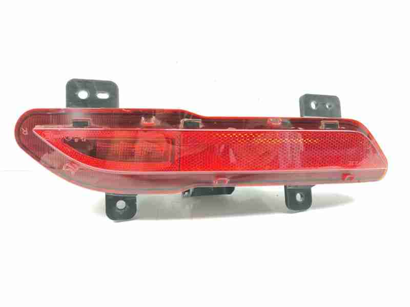 Recambio de piloto trasero derecho paragolpes para volvo ex30 plus 2wd pure electric referencia OEM IAM 80000425  