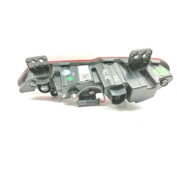 Recambio de piloto trasero derecho paragolpes para volvo ex30 plus 2wd pure electric referencia OEM IAM 80000425  