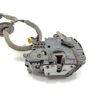 Recambio de cerradura puerta trasera derecha para renault clio iv dynamique referencia OEM IAM 825002104R  