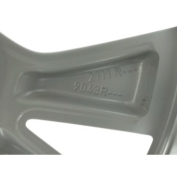 Recambio de llanta para renault captur ii intens referencia OEM IAM 403009043R  