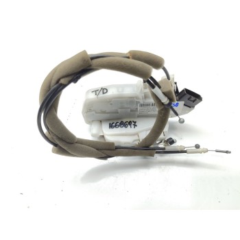 CERRADURA PUERTA TRASERA DERECHA 825006FR0A 