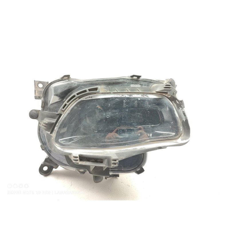 Recambio de faro derecho para jeep cherokee limited 4wd referencia OEM IAM 68102854AF  