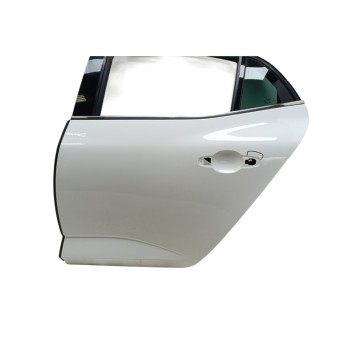 Recambio de puerta trasera izquierda para renault megane iv berlina 5p intens referencia OEM IAM 821011161R  