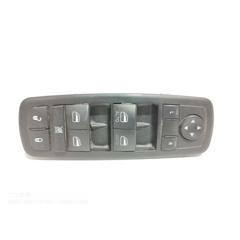 Recambio de mando elevalunas delantero izquierdo para jeep cherokee limited 4wd referencia OEM IAM 68231805AA  