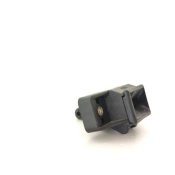 Recambio de cerradura maletero / porton para dacia sandero comfort referencia OEM IAM 7700838546  